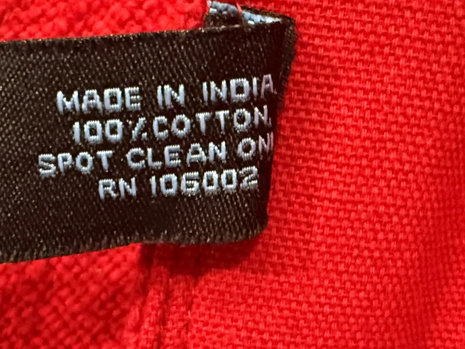 Cynthia Rowley Red Puff Hearts Large Lined Table Runner with Tassels 72" x 16" - Image 3 of 4