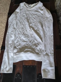 Maglione Lululemon floreale testurizzato riposo meno manica lunga bianco taglia 4