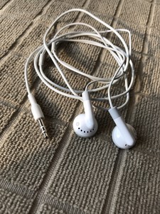 genuine apple earbuds