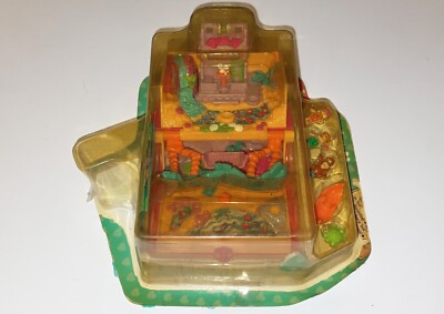 Polly Pocket Dolls and Playset, Glitter Island Martinique