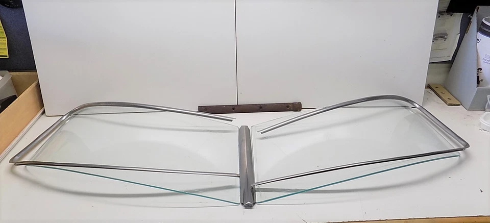 1950 Studebaker Commander Rear Glass and Trim - Image 3 of 4