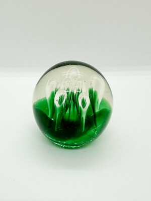 Art Glass Paperweight Green Controlled Bubbles Sphere Orb Water Sea Plants 2.5''