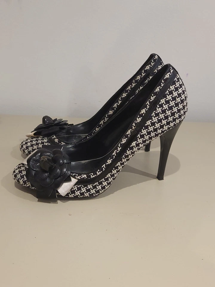 Karen Millen Stunning Black and White Tweed heels Leather Shoes UK 6 EU 39 - Image 4 of 4