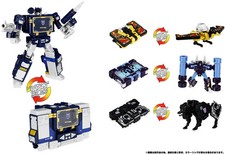 Transformers Legacy Soundwave TL 84 Collectible toy Action figure robot Tomy