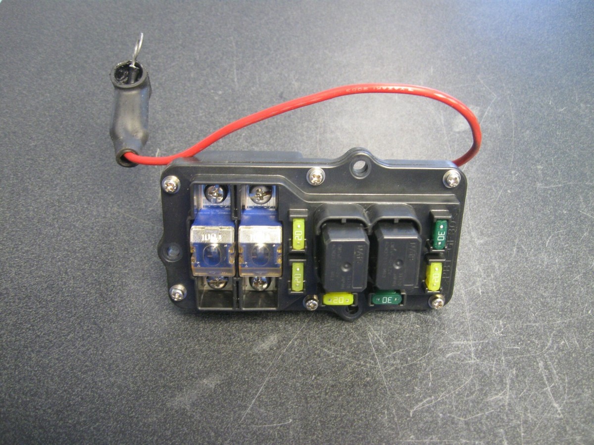 YAMAHA OUTBOARD Z300 FUSE BOX 60V-82170-01-00 BIN0106 | eBay YAMAHA OUTBOARD Z300 FUSE BOX 60V-82170-01-00 BIN0106 | eBay