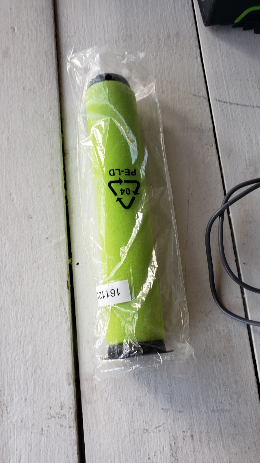 Bissell Air Ram Cordless Vacuum Cleaner With Battery And Extra Filter