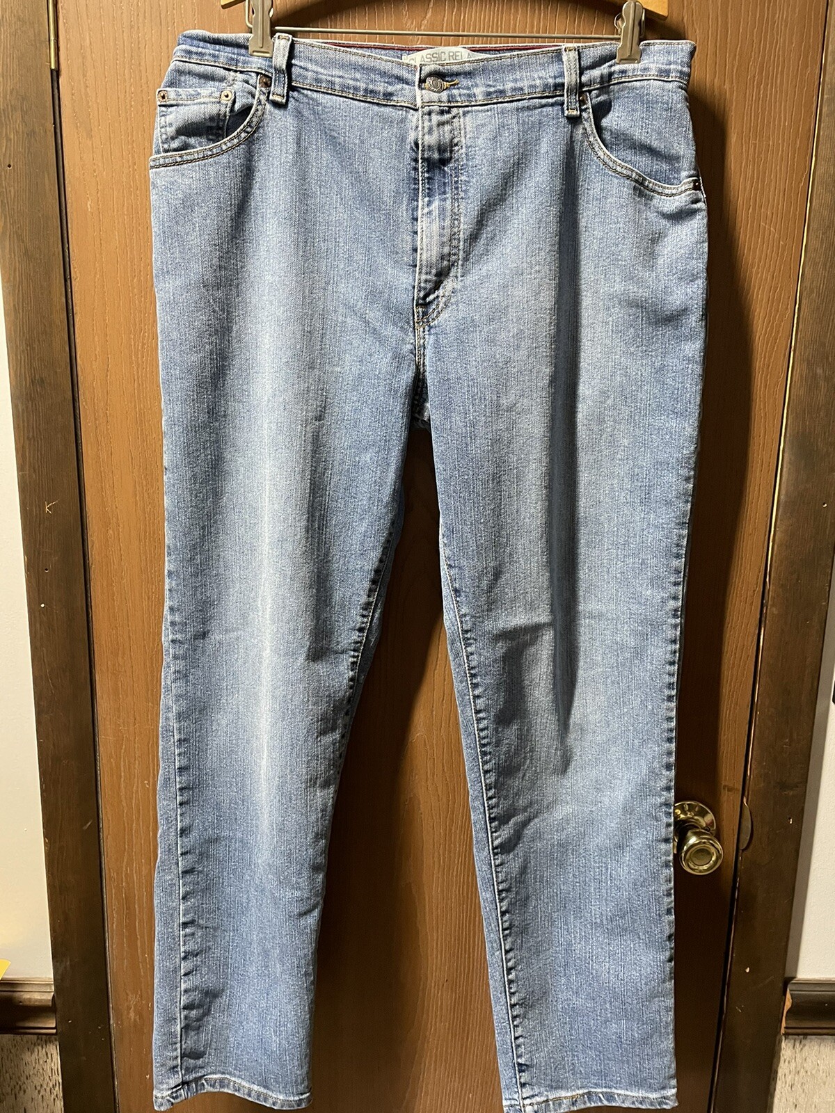 Levis Womens 550 Classic Relaxed Fit Tapered Legs Sto… Gem