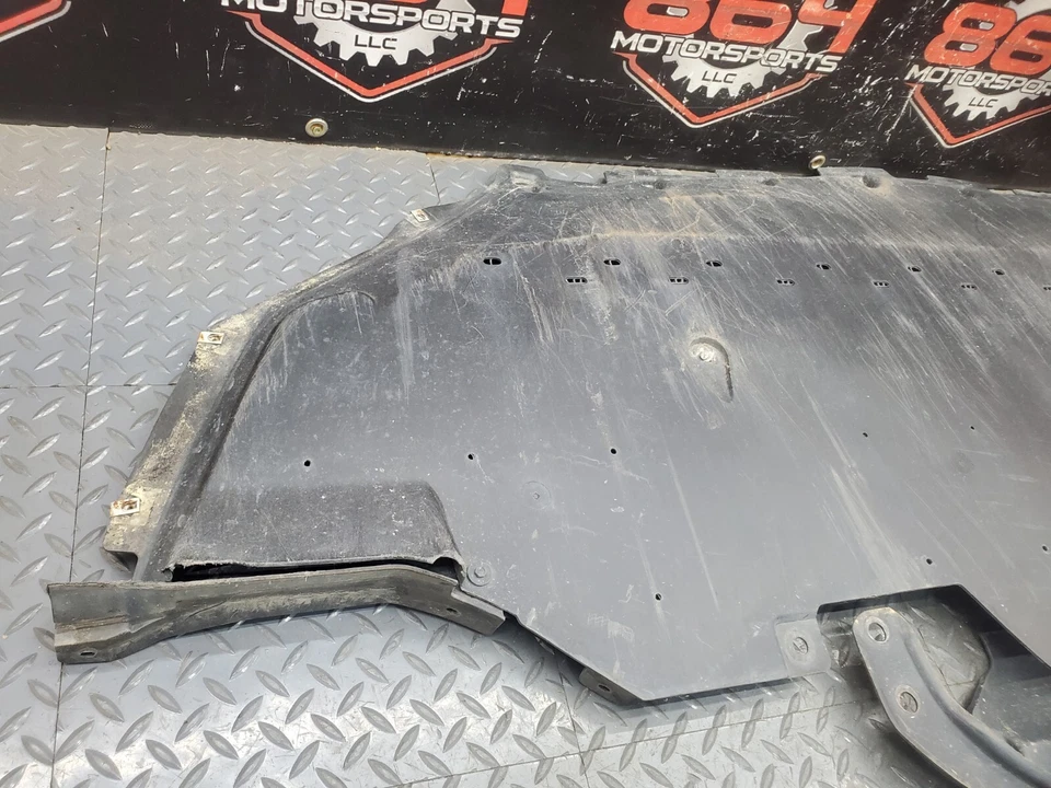 2015-2021 福特 MUSTANG ECOBOOST 黑色前盖防溅罩 #77 — 第 3/4 张图片