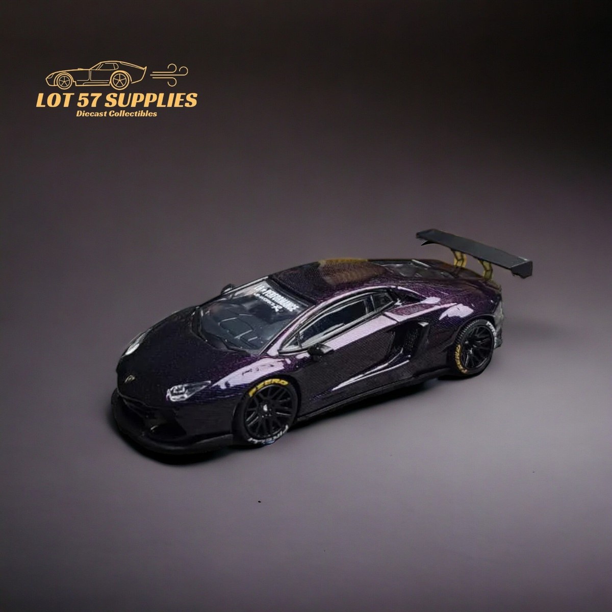 ミニカー Lamborghini Aventador LP700-4 Roadster Amazon.com: Aoshima 58664 Lamborghini Aventador LP700-4