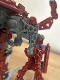 LEGO 8990 BIONICLE Fero and Skirmix 100% Complete