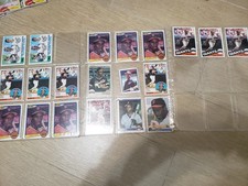 Chili Davis San Francisco Giants Lot (20 Items)