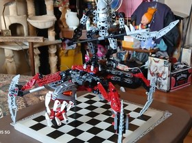 Lego 8764 Bionicle VEZON & FENRAKK With instructions & box. Has Flaws Pleas read