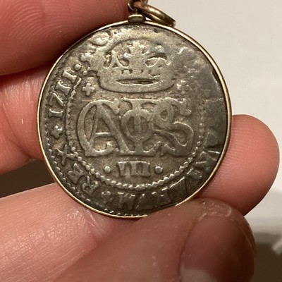 Spain 1711 2 Reales Pistareen Pirate Coin VF In 10K Gold Bezel | eBay