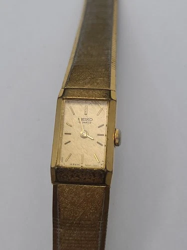 Vintage Seiko 2E20-6251 Womens Gold Tone Dial Casual Wristwatch Working