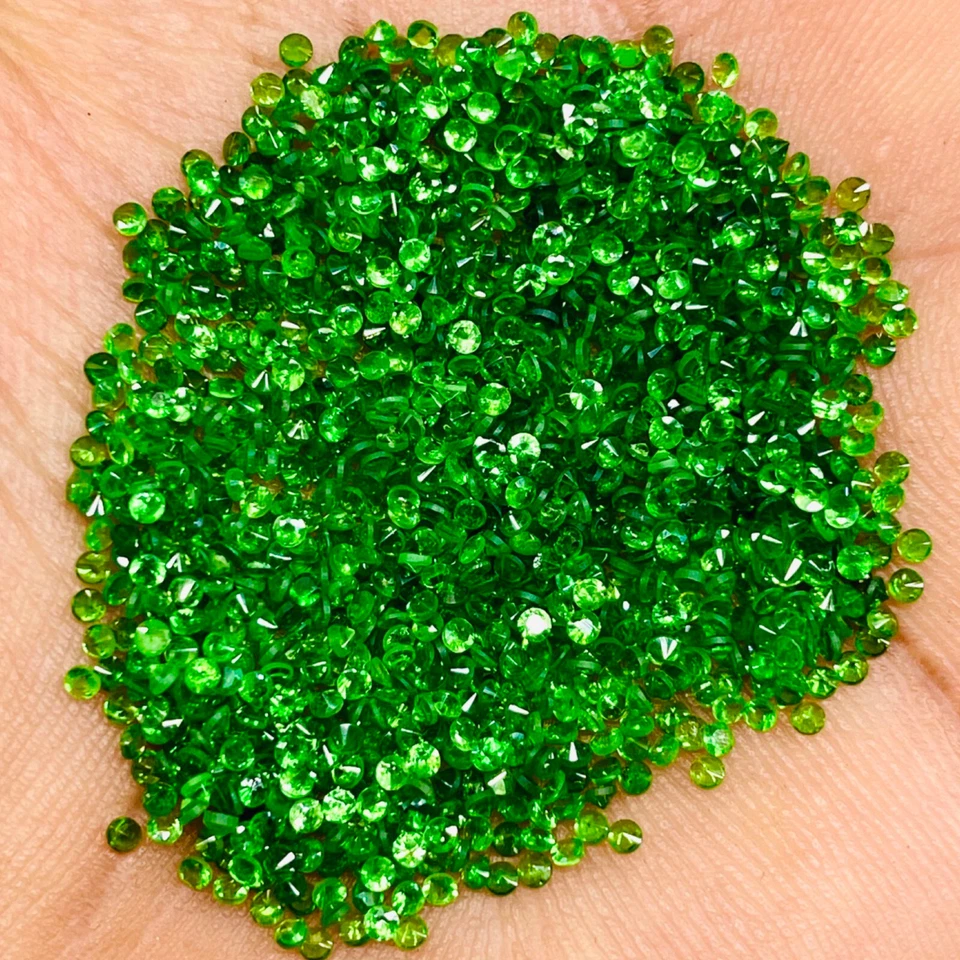 100 Pcs Natural Tsavorite 1.6mm Round Diamond Cut Loose Dazzling Green Gemstones - Image 4 of 4