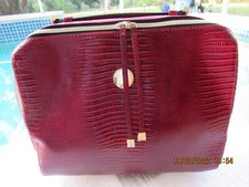 ESTEE LAUDER MODERN CLASSICS RED TRAVEL CASE NWOB/New No Tag/Zip Around  Handle