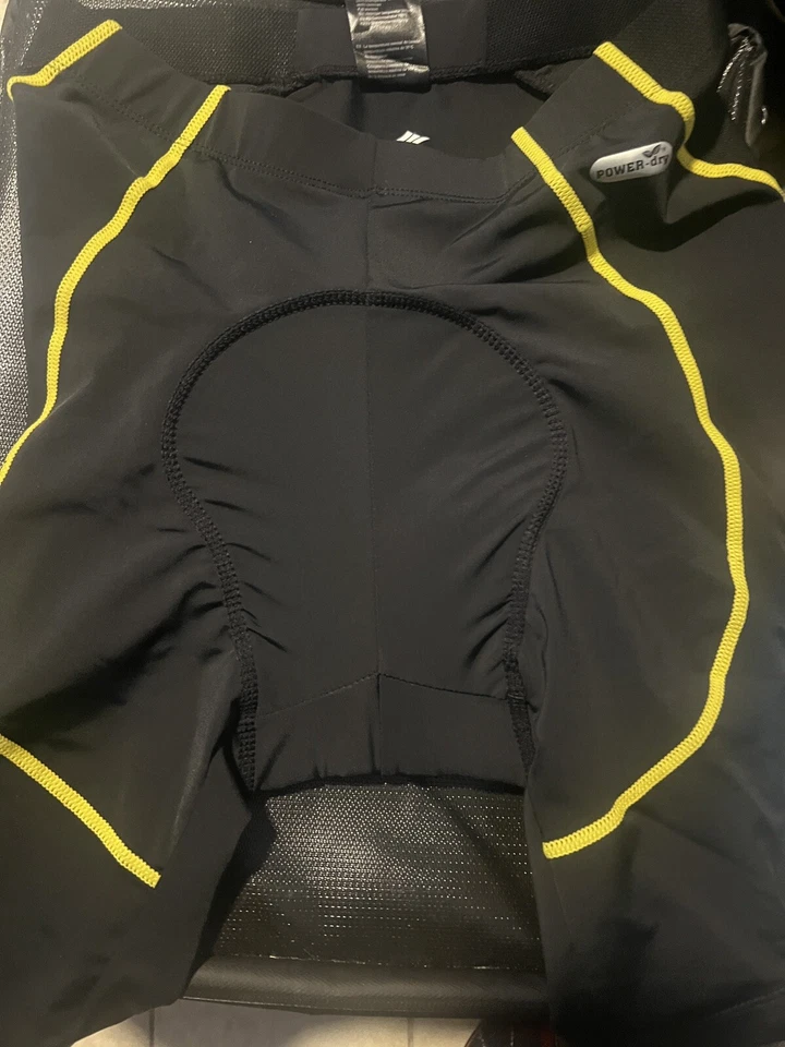 Мужские велосипедные шорты Santic с подкладкой размер XS черные и желтые. Новый - Изображение 4 из 4