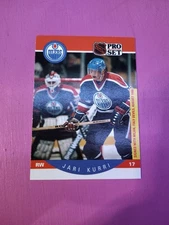 1990-91 Pro Set - Jari Kurri #87 Signed Stripe with Milan on Front