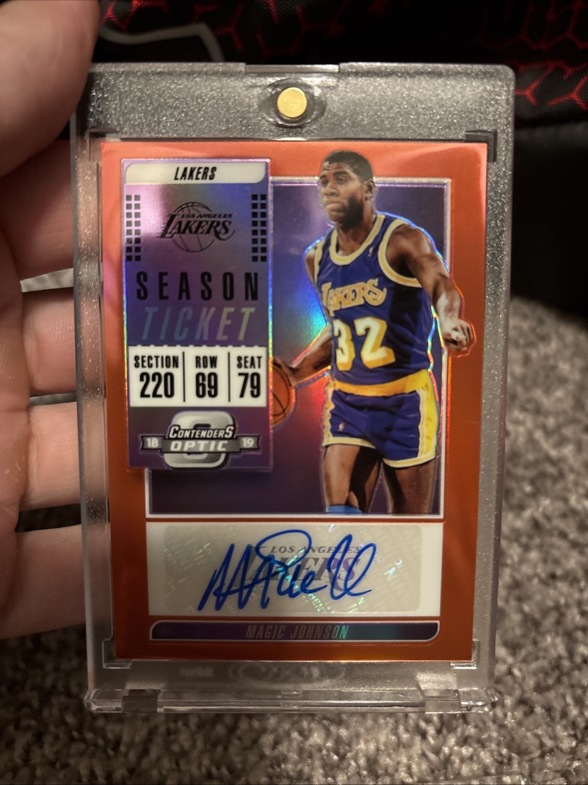 2018-19 Panini Contenders Optic Autographs Prizms Magic Johnson #VT-MJN Red /49