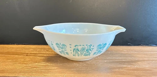 Vtg Pyrex 4QT Cinderella Mixing Bowl #444 Turquoise On White Butterprint