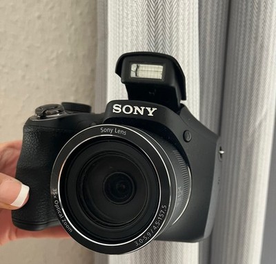 ABHOLUNG! Sony Cyber-shot DSC-H300 20.1 MP Digitalkamera - Schwarz