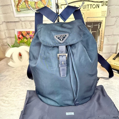 Zaino Prada Blu Nylon Vela Tessuto Usato Buonezioni Con Conte Carteolvere