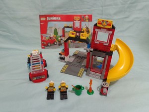 lego junior fire station