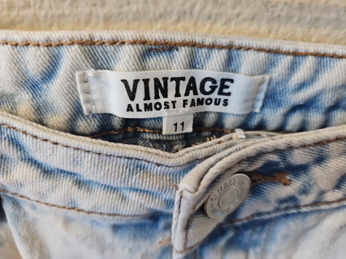 Almost Famous Vintage Jeans Size 11 Acid Wash Patch Distressed Destroyed  Flare