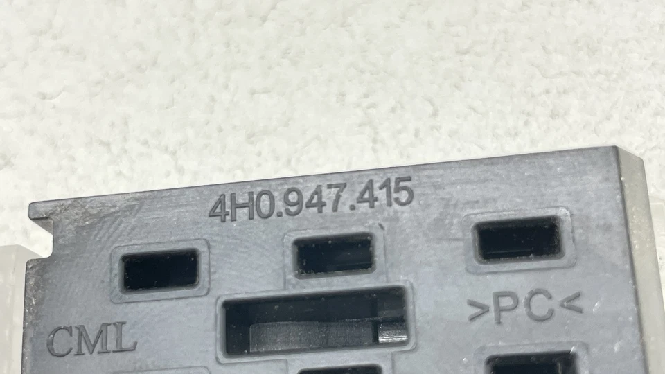 Audi S8 A8 2013-2018 asiento reposapiés luz LED OEM #4H0947415 Foto 4 de 4