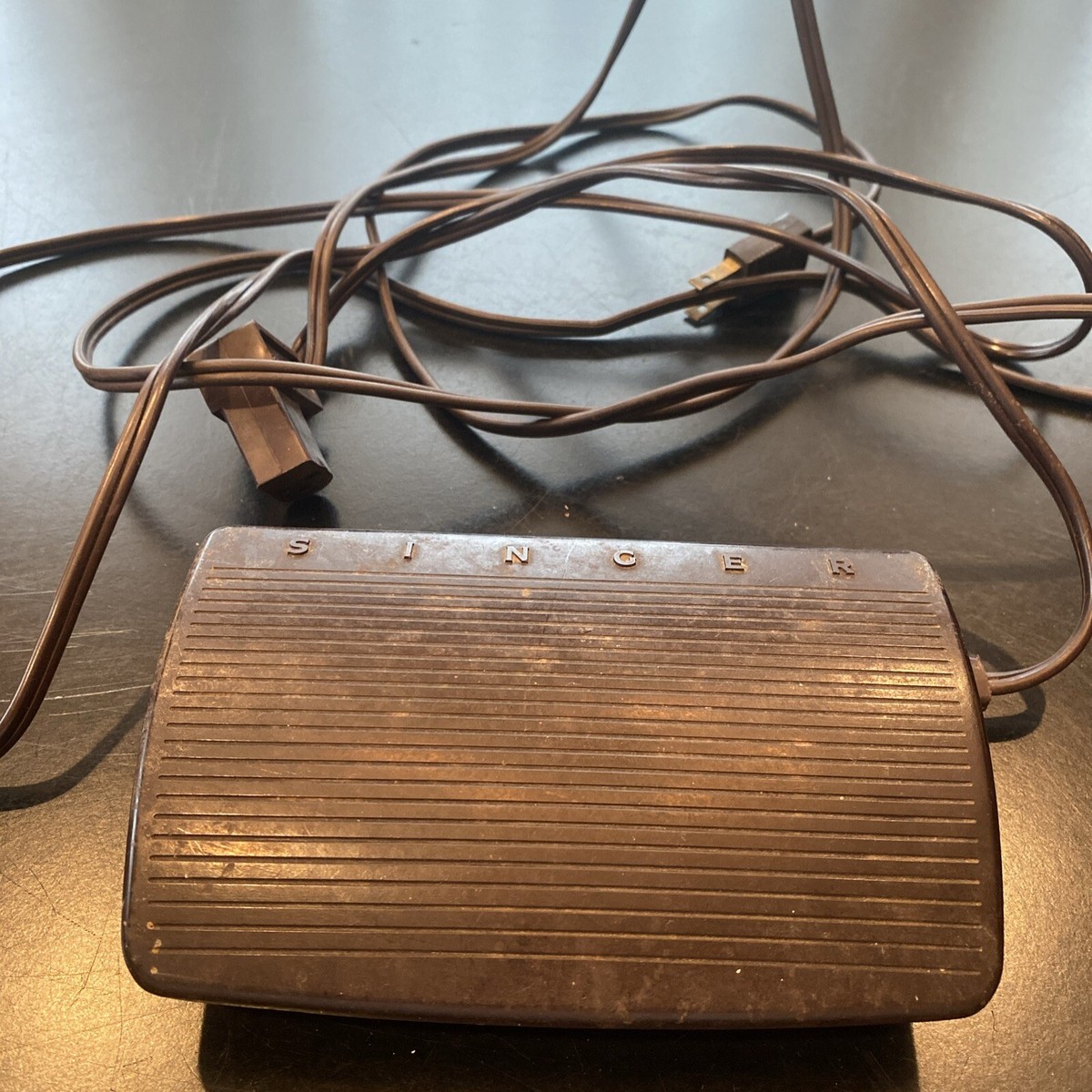 Genuine SINGER 619494-001 Sewing Machine CR303 Foot Pedal Speed