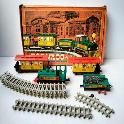 Ankerbahn 2128 Tornado wind-up  Toy Train Set Railway Tracks GDR 70s Vintage