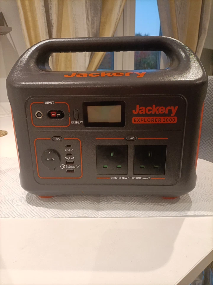 Jackery 1000 Pro Portable Power Station - Image 3 of 4