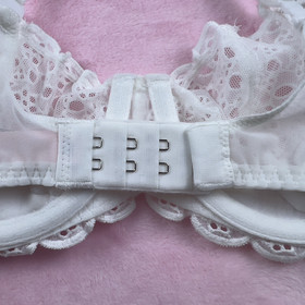 Victoria's Secret Dream Angels White Eyelet Unlined Uplift Sling Bra 34B NWT