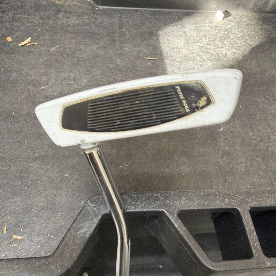 Putter TaylorMade Ghost Spider 37,5" para diestros Foto 3 de 4