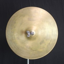Vintage Zildjian 14" 1970's A New Beat Hi Hats - 884g/1250g video demo 