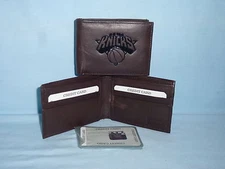 New York NY KNICKS   Leather BiFold Wallet   NEW   dkbr 3s  z