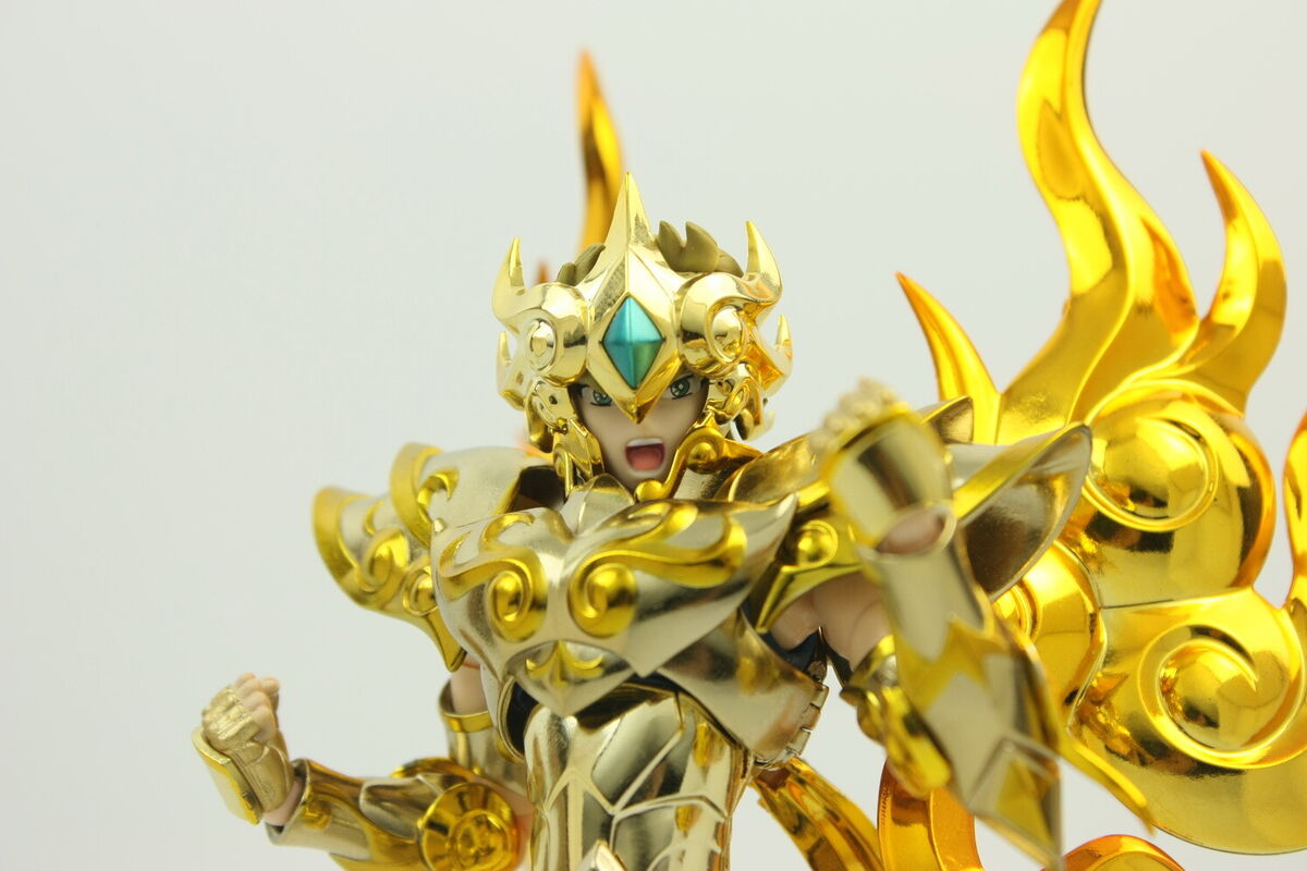 Saint Seiya Soul of Gold Cloth Myth EX Leo Aiolia God Cloth Action