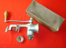 Universal No 2 Food Meat Grinder Hand Crank Table Mount Made in USA Vintage