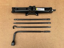 2008 2012 Jeep Liberty Dodge Nitro Jackspare Wheel Tools