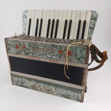 Vintage Viceroy Accordeon Stradella Model Compact Accordion