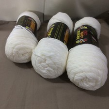 Vintage 70s Kolorkraft Sayelle Orlon Yarn Lot Snow White Same Dye Lot Acrylic