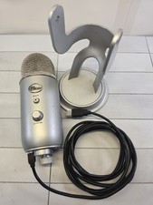 Blue Yeti Professional Multi-Pattern USB Condenser Microphone - Silver