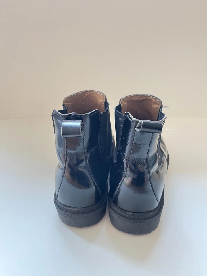 Botas Chelsea Birkenstock para mujer 36 charol negro pull on hechas en portugués Foto 2 de 4