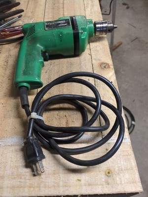 Hitachi D10VC 3/8 in Variable Speed Reversible 3.2 Amp Corded