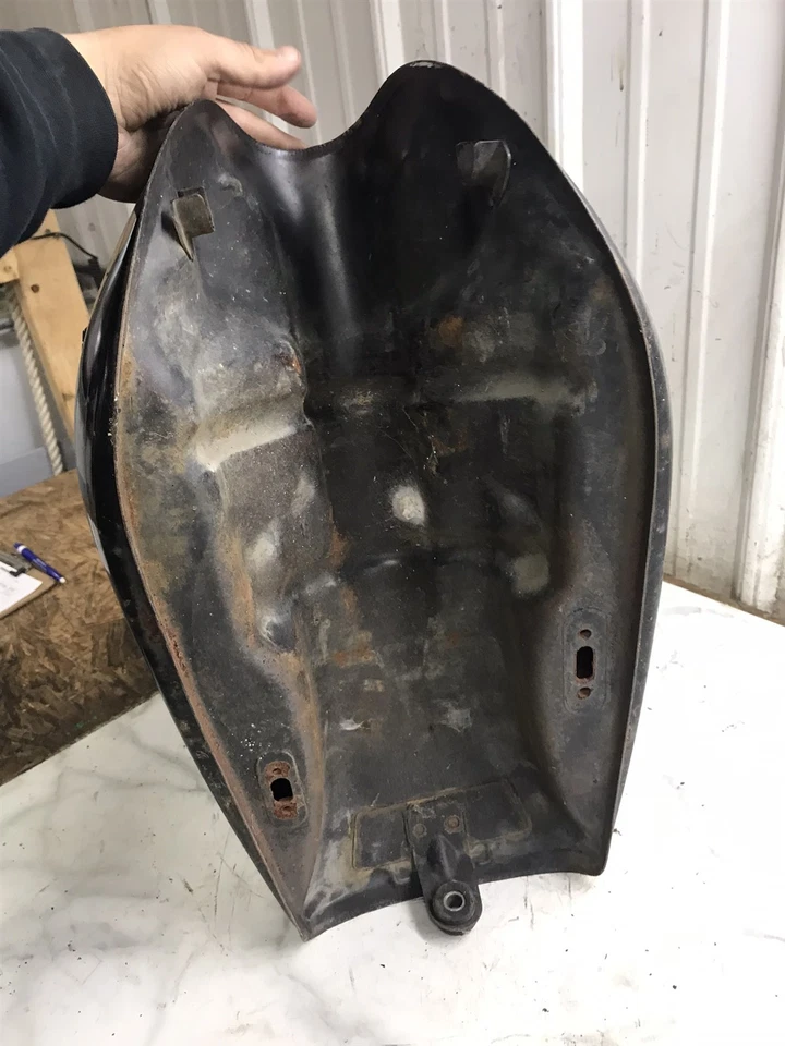 Depósito de gasolina 82 Kawasaki CSR KZ 650 KZ650 Foto 4 de 4