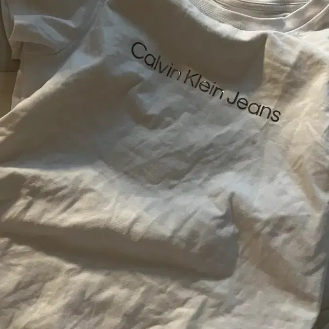 Calvin Klein Women's Slim Fit Short Sleeve T-Shirt White XS thumbnail 2