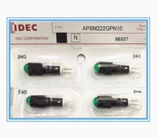 1PC NEW IDEC Small indicator AP8M222G Green Free shipping