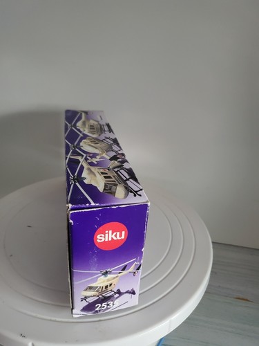 RARE SIKU SUPER SERIES 1:55 2535 RED CROSS HELICOPTER MODEL IN ORIGINAL BOX - Picture 8 of 8