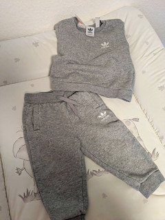 adidas Baby Jogginganzug Set grau Gr. 80 86 Homeanzug