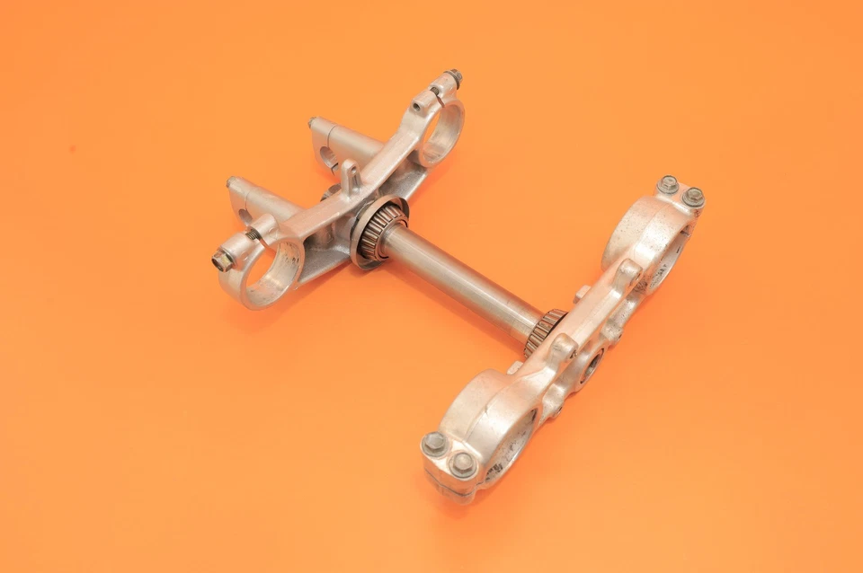 2006 02-14 YZ85 YZ 85 OEM Juego de abrazaderas de árbol triple vástago de dirección horquilla soporte corona Foto 2 de 4